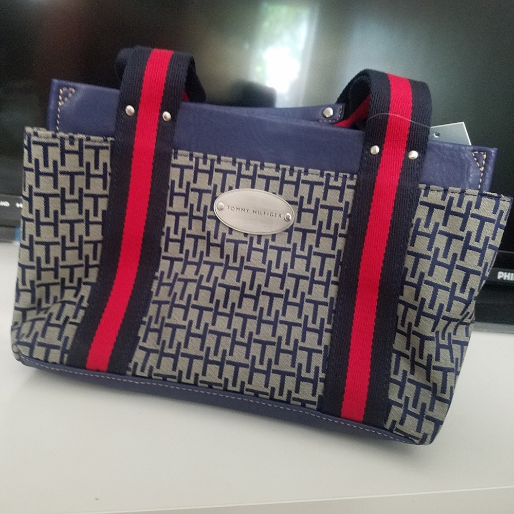 Tommy Hilfiger handbag